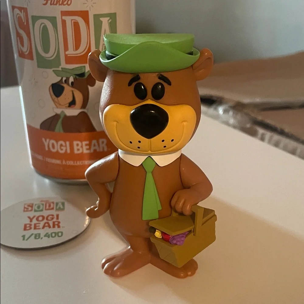 Funko Yogi Bear Soda Figure with Green Hat LE 1/8,400